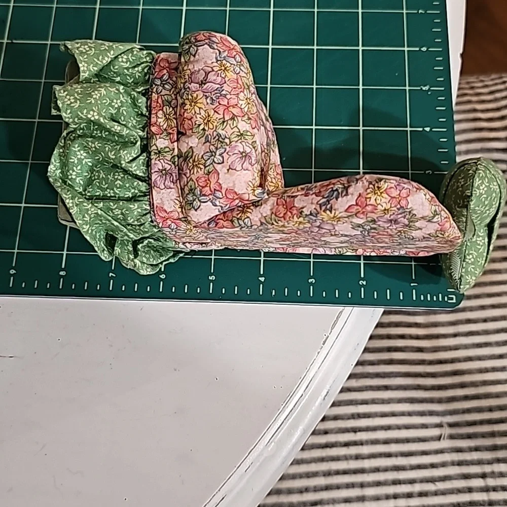 Chair pin cushion with heart